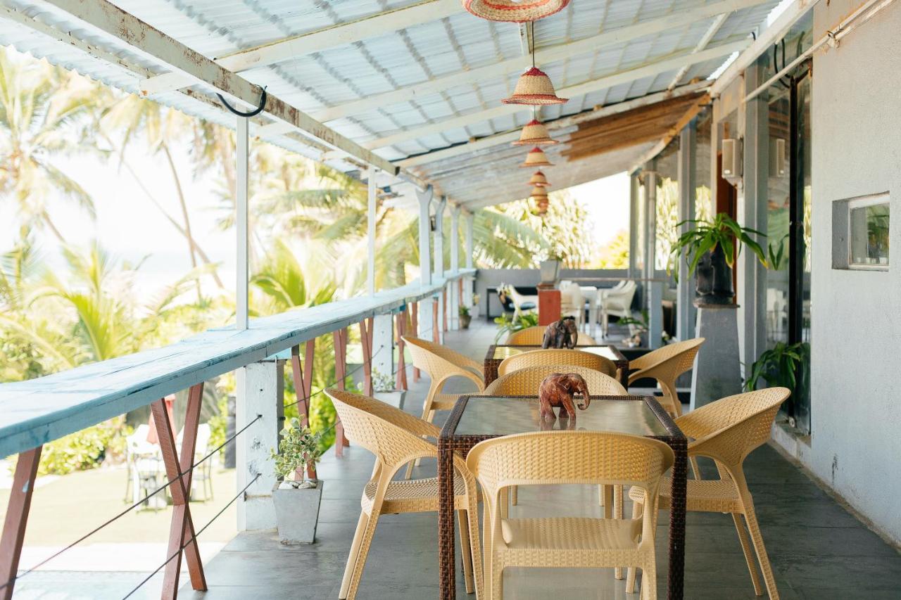 Lavanga Beach Hikkaduwa Ngoại thất bức ảnh